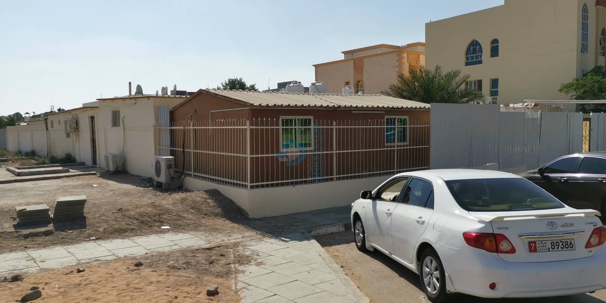 4 House for sale in AL khabisi