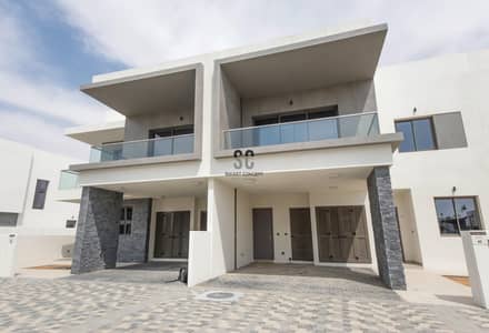 Hot Deal | Single Row | Modern & Spacious Hot Deal | Single Row | Modern & Spacious