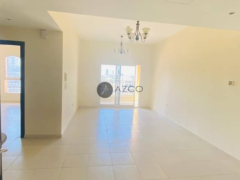Spacious 1BR With Balcony | Seperate Laundry