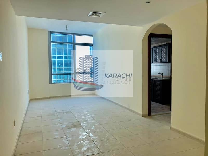 1 Bedroom Apartment With parking In Al Mamoura