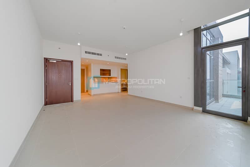Vacant| Spacious and Bright 2bed| Boulevard view