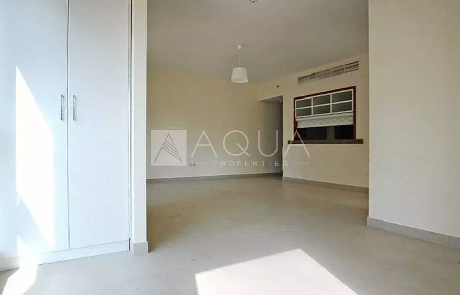 Low Floor Unit | Vacant | Centrally Located Low Floor Unit | Vacant | Centrally Located