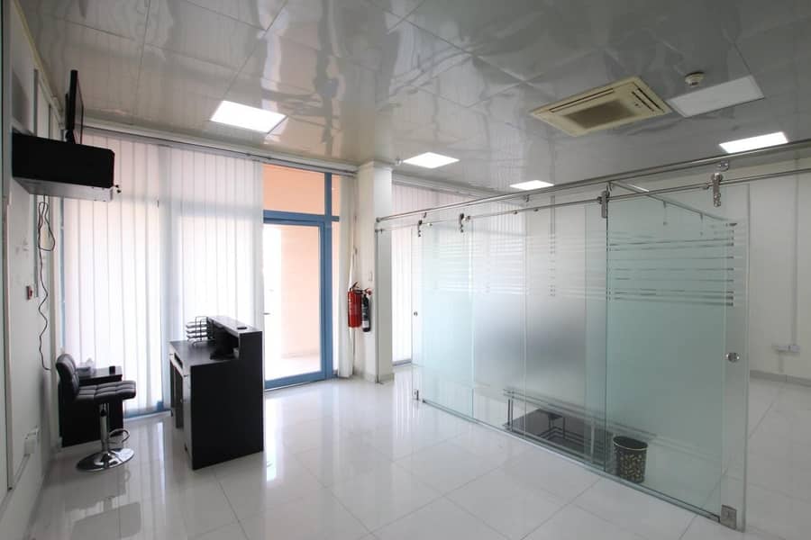 750 Sqft Shop/ office available in  persia Cluster @25K