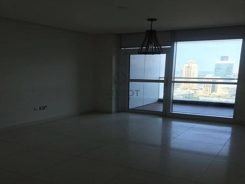 5 Speciouse | Higher Floor | Furnished | Vacant