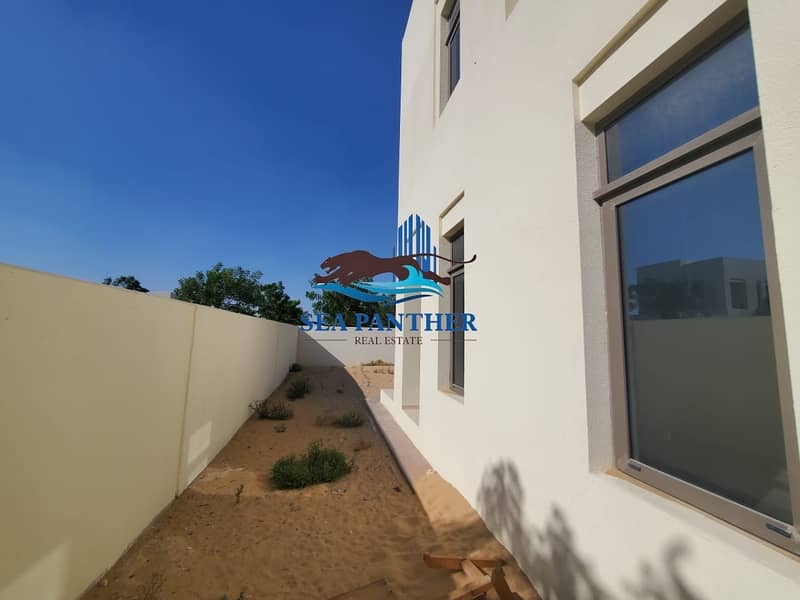 9 GATED COMMUNITY | 4 BR TOWNHOUSE VILLA for SALE | MIRA OASIS