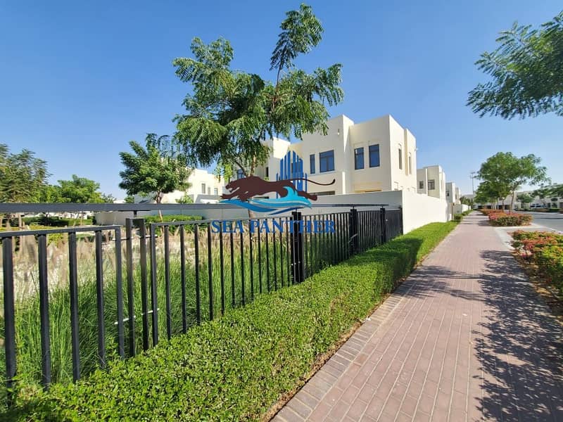 15 GATED COMMUNITY | 4 BR TOWNHOUSE VILLA for SALE | MIRA OASIS