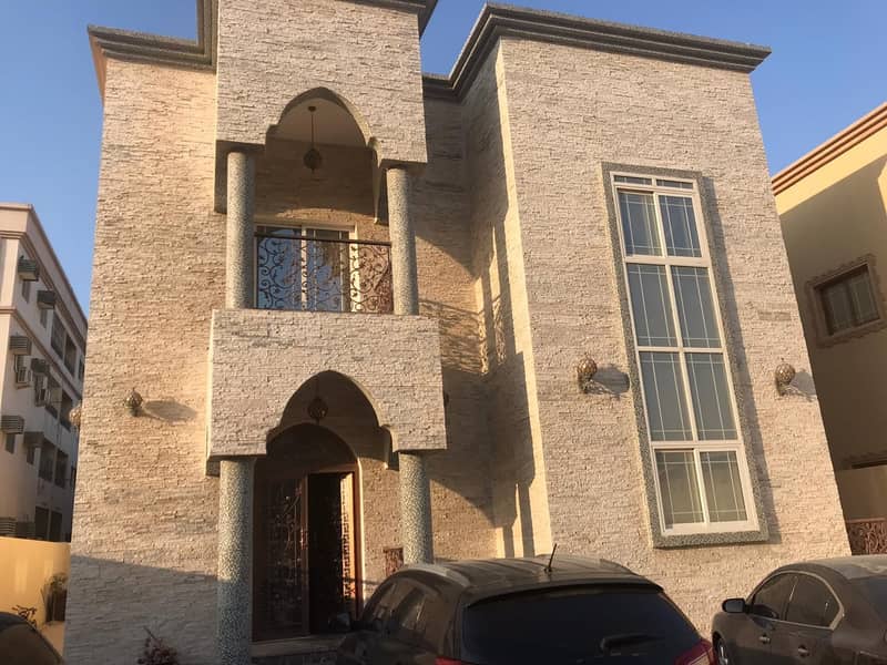 Villa for rent in Ajman, Al Rawda 3 area, with air conditioners