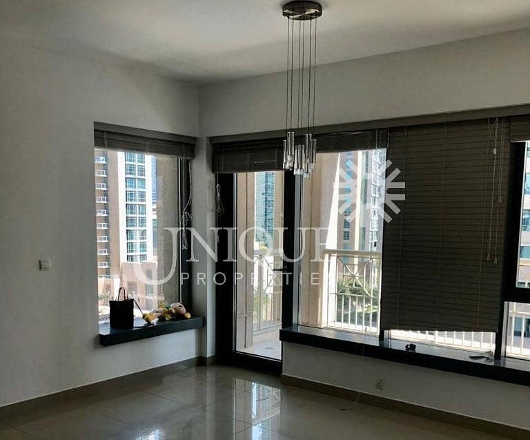 Pool view 2BR in Downtown | Mid Floor