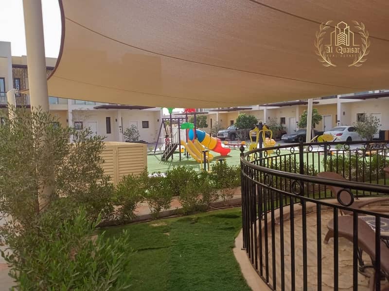 3 Townhouse 1BHK \ Near Almaktom Airport