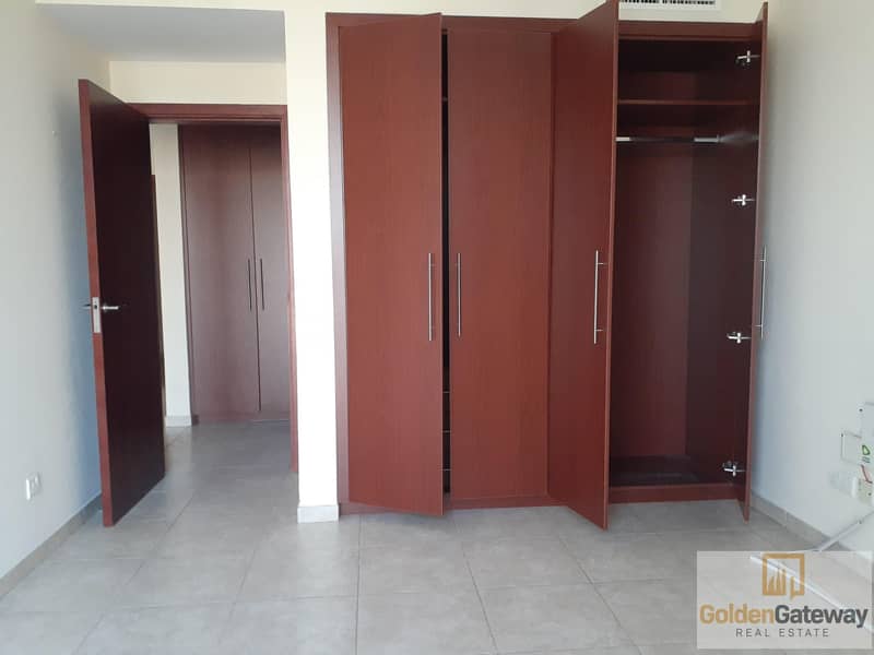 10 Spacious 2 Bedroom | Chiller Free | Parking