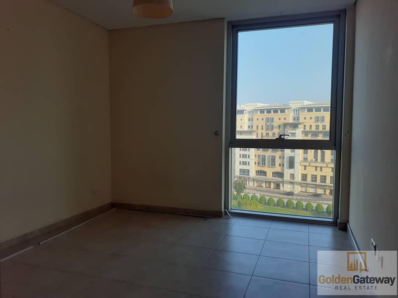 15 Spacious 2 Bedroom | Chiller Free | Parking