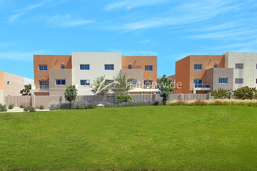 A Contemporary Double Row Villa with Huge Layout A Contemporary Double Row Villa with Huge Layout