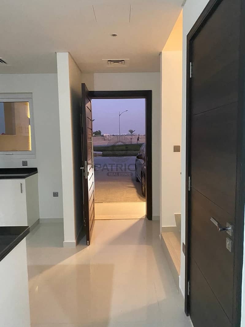 BRAND NEK | 3BED TOWNHOUSE | SPECTACULAR LOCATION BRAND NEK | 3BED TOWNHOUSE | SPECTACULAR LOCATION