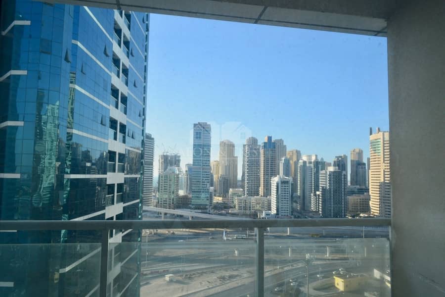 Spacious 1 BR / Unique Layout / Unfurnished Spacious 1 BR / Unique Layout / Unfurnished