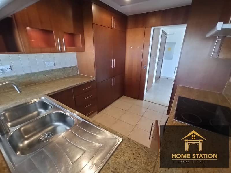 15 HIGH FLOOR | CHILLER FREE |EMAAR | HUGE BALCONY| SPACIOUS  2BR