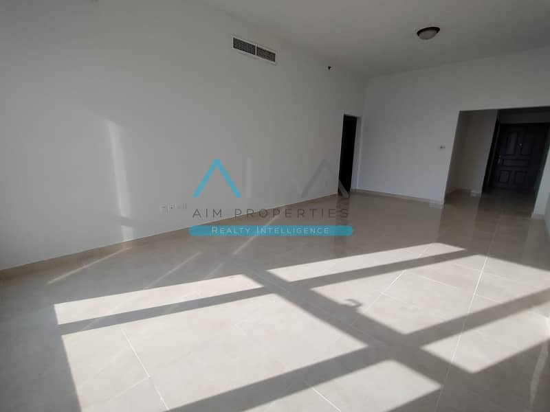 Grand And Bright 2 Bedroom Apartment with Store to Rent For 13 Months