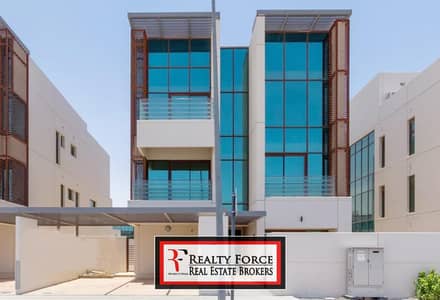 PARK FACING | BRAND NEW 6BR | SINGLE ROW PARK FACING | BRAND NEW 6BR | SINGLE ROW
