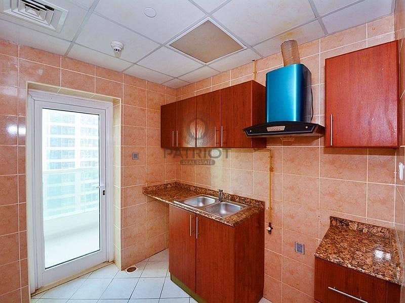 22 Higher Floor / Partial Sea View  / Well Maintain