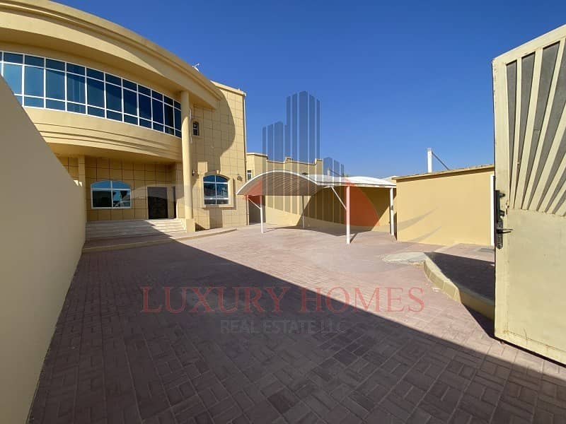 Private Entrance Yard Easy Access to Abu Dhabi