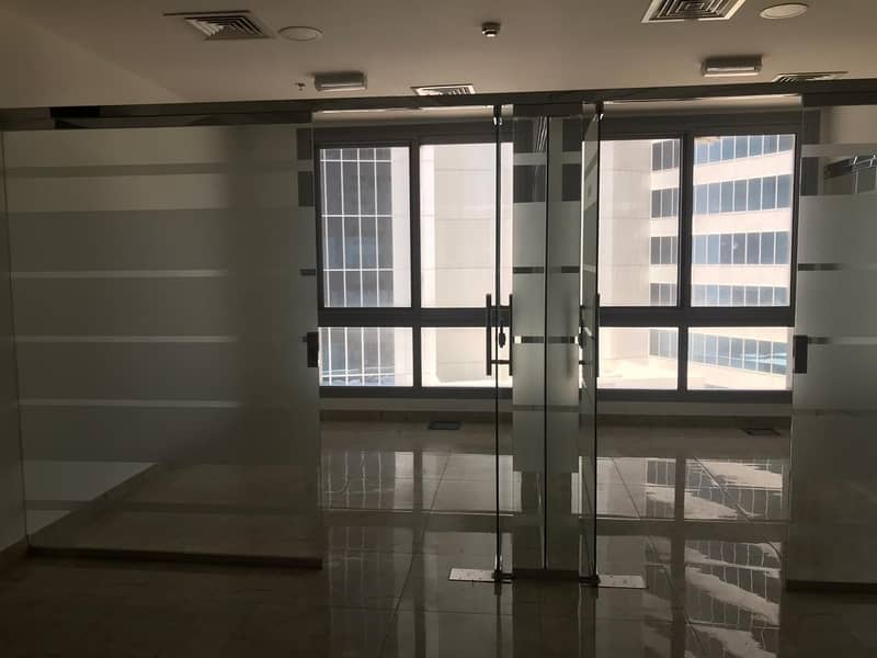 11 OFFICE FOR RENT || BIG OFFICE AT LOW PRICE.