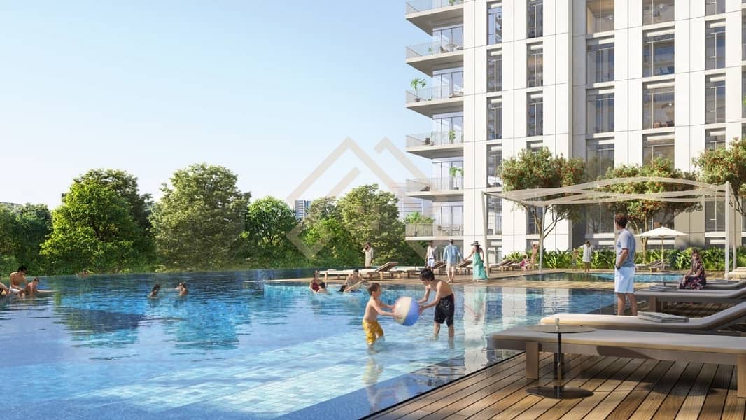 6 Luxurious  Apartments  with 3 year Business licence and 3 year Residence licence.