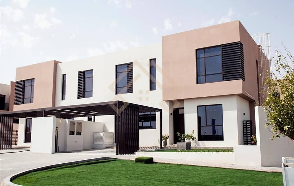 4 Brand New 4 Bedroom Plus Maid Room Villa - with Free service charge for lifetime. . !