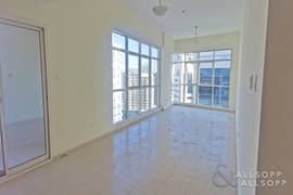 Closed Kitchen | Two Bed | Corner Unit