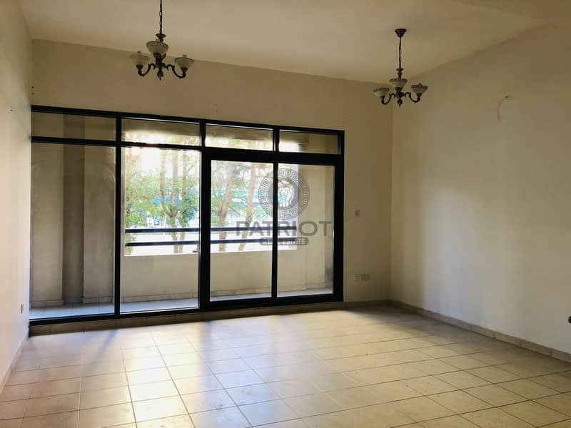 2 Spacious l 3 Bedroom Apartment l Ready to Move in
