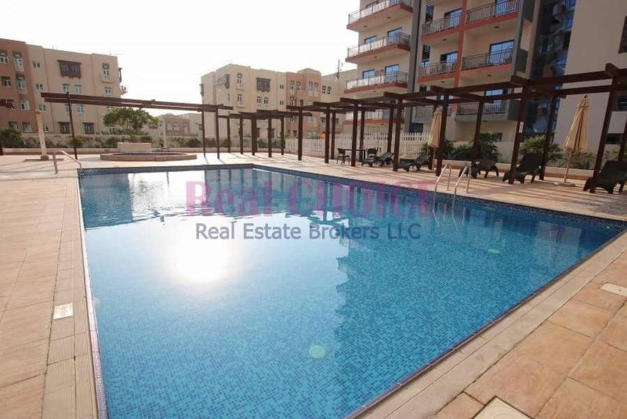 20 Close To Metro | Large 2 Bed | High Floor