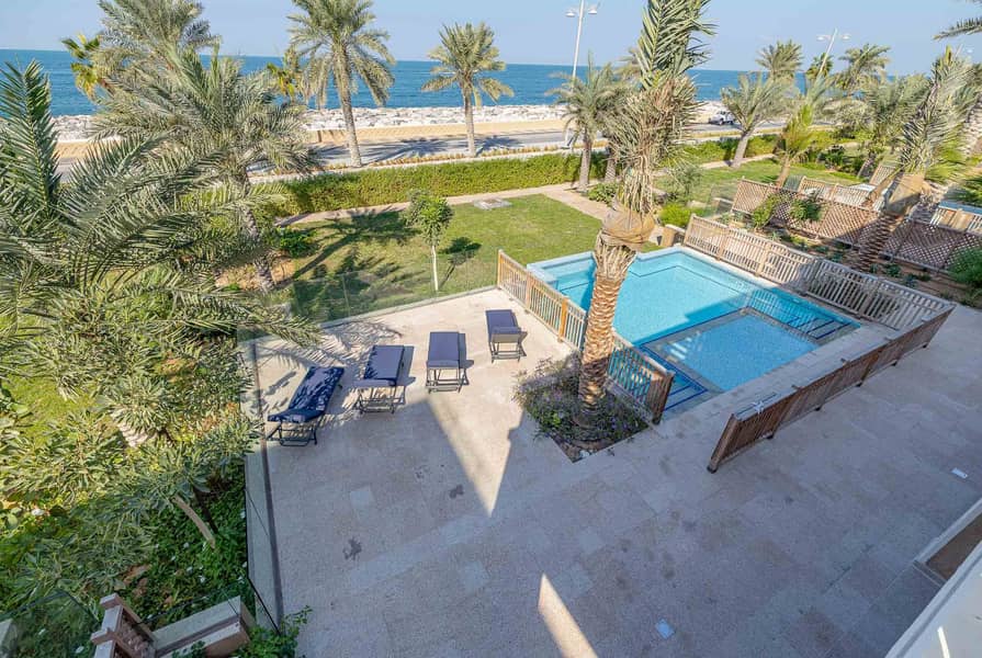 Luxurious 5BR Villa Private Pool Palm Jumeirah