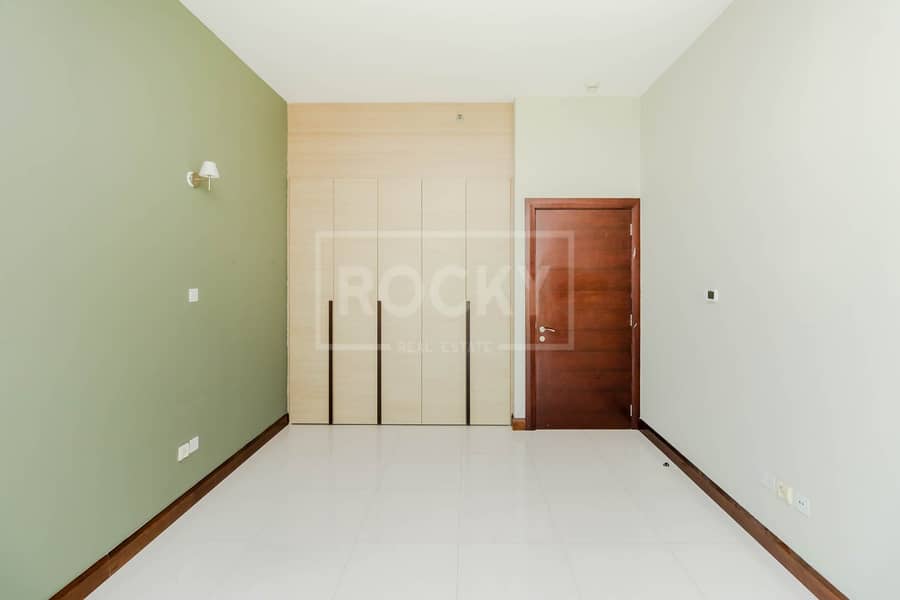 25 Book Now for Feb | 2BR plus Laundry | Chiller in DEWA | Low Floor
