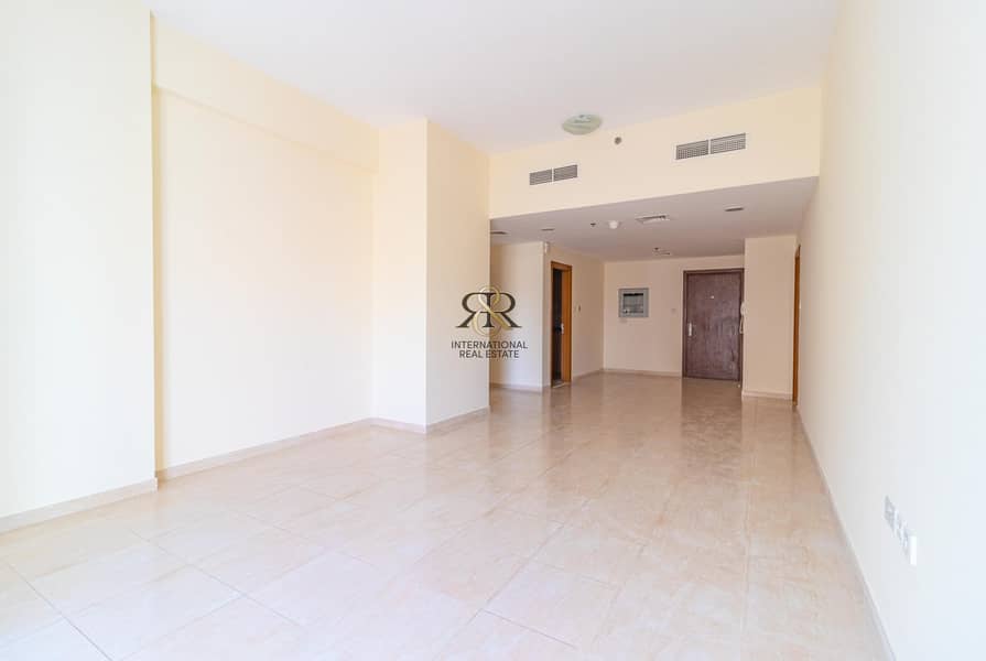 Brand New 2 Bedrooms Highly Maintained with Balcony Brand New 2 Bedrooms Highly Maintained with Balcony