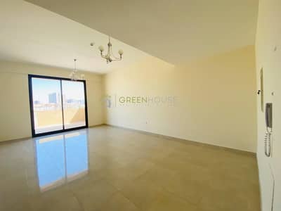 Large 2 B/R Apt. 2000+ sq. ft. | Closed Kitchen | SPICA, JVC