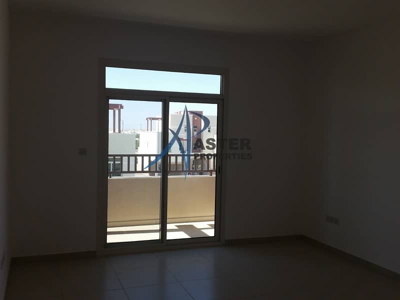 9 Spacious   2bed terraced corner apartment for rent