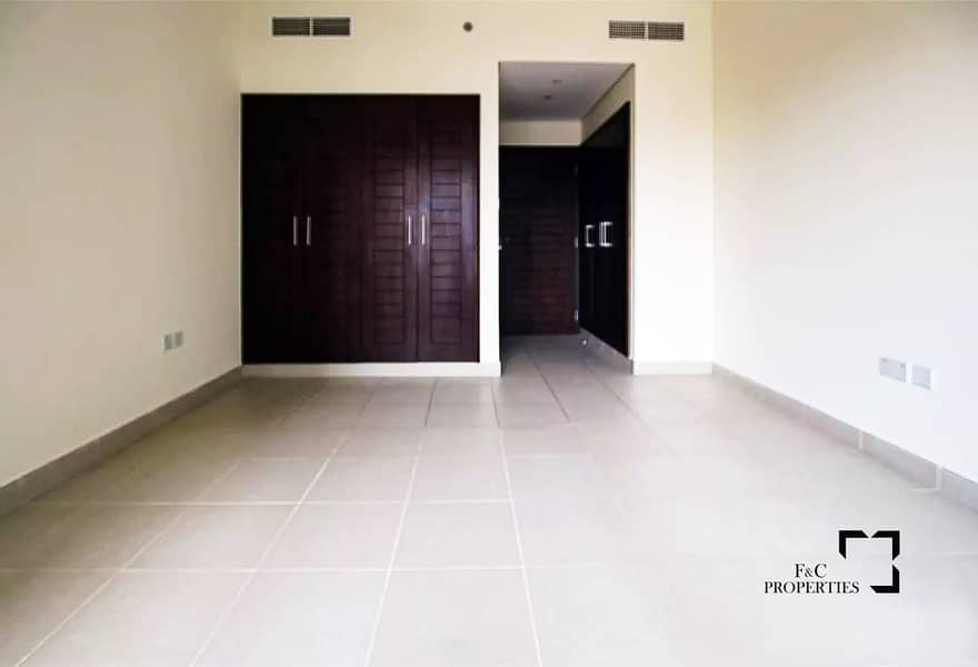 4 Spacious 1 BR | Well Maintained | Chiller Free