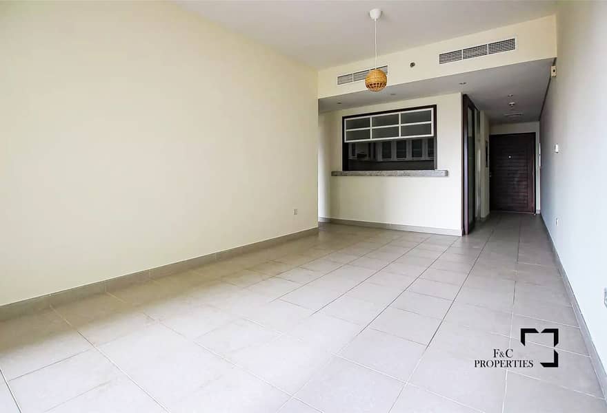5 Spacious 1 BR | Well Maintained | Chiller Free