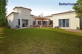 Luxurious Bungalow | Corner Plot | High End Living
