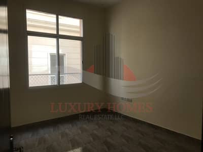 Clean and Spacious with Covered Car Parking Clean and Spacious with Covered Car Parking