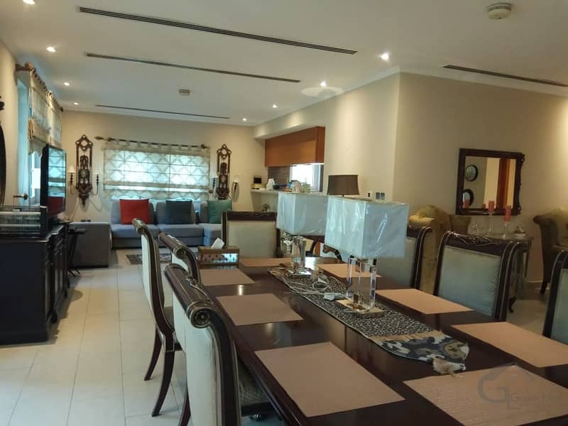 12 Corner 4 Bedrooms Maids with swimming pool in Jumeirah Park