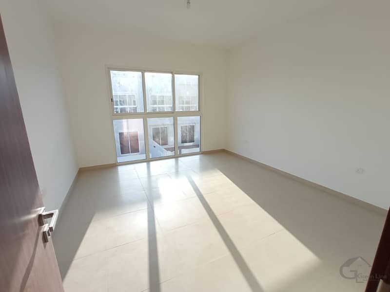 Amazing Single Row I 5 BR Detached Villa I Facing to Pool Park Amazing Single Row I 5 BR Detached Villa I Facing to Pool Park