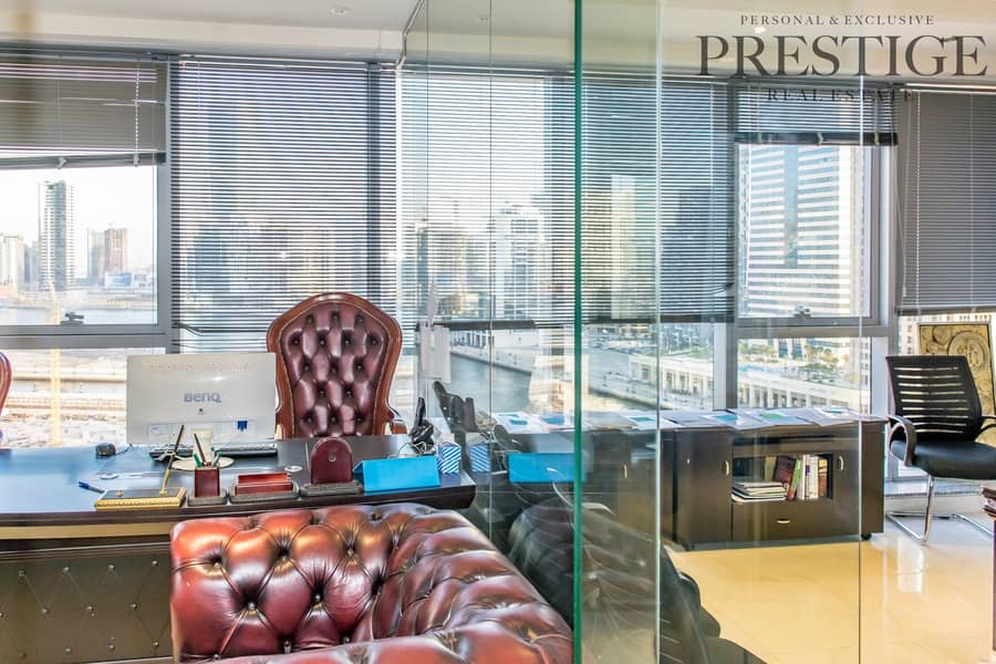 26 VIP Ready Office| Full Lake View| Ideal for End-user