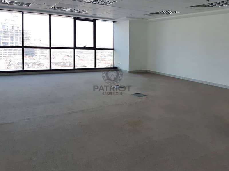 5 Vacant  Office For Rent In JBC 4