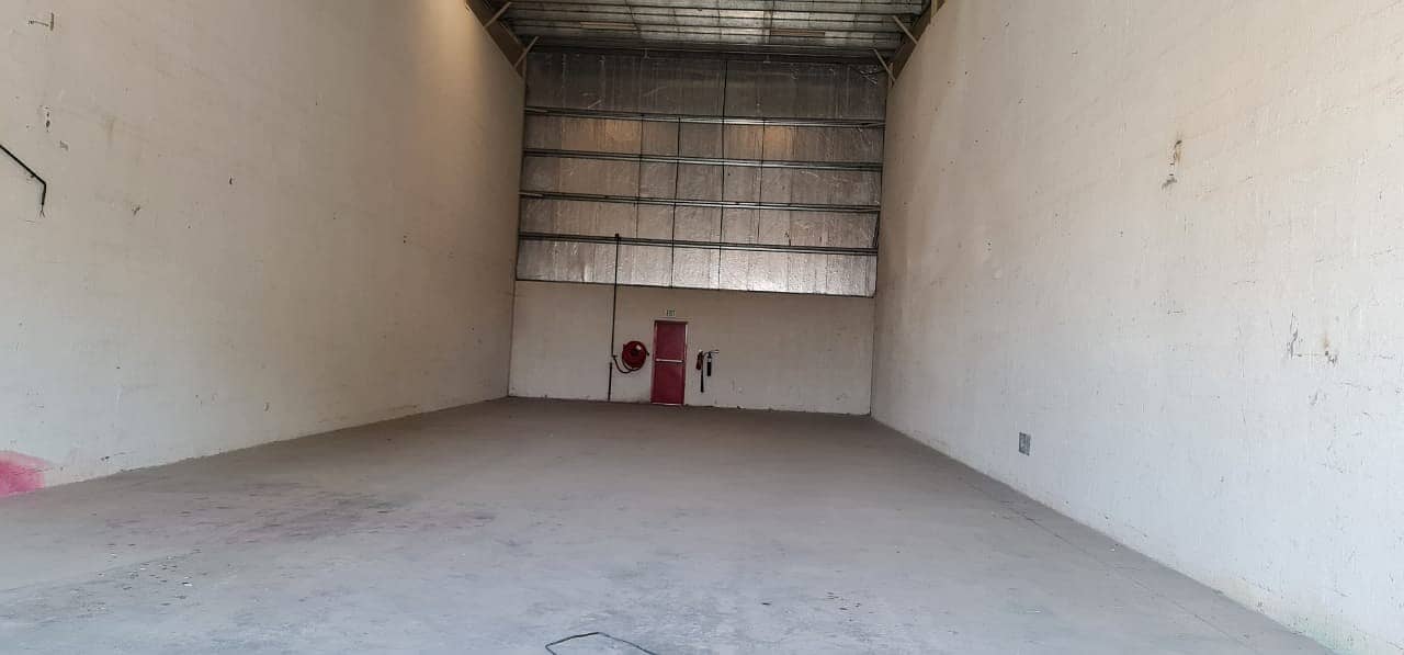 2750 square feet Warehouse available in Industrial area 18, Sharjah