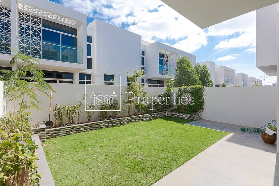 17 Upgraded | Fully Landscaped | 3BR + Maid's Room