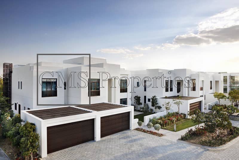 Luxury 4 BR MODERN ARABIC STYLE VILLA | District One | MBR