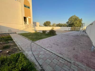 Spacious 3 bed rooms with Huge Private Garden with in Al Shamkha Spacious 3 bed rooms with Huge Private Garden with in Al Shamkha