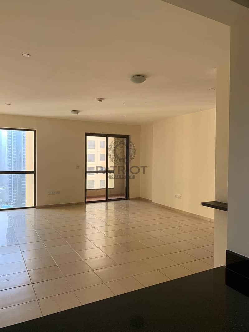 20 Spacious Sea View Big Studio For Rent In JBR