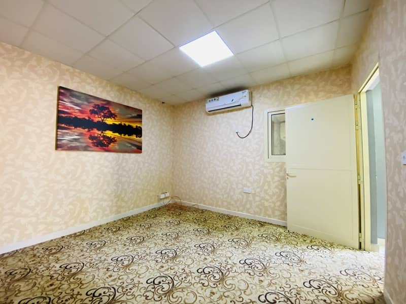 شقة في مدينة محمد بن زايد 1 غرفة 2800 درهم - 4930299