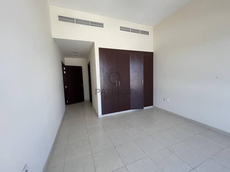 7 Best Offer ! 3BR  with Balcony ! No Commission