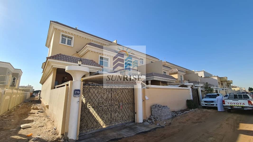 For rent, villa, 5 rooms, master deluxe, separate entrance, 150